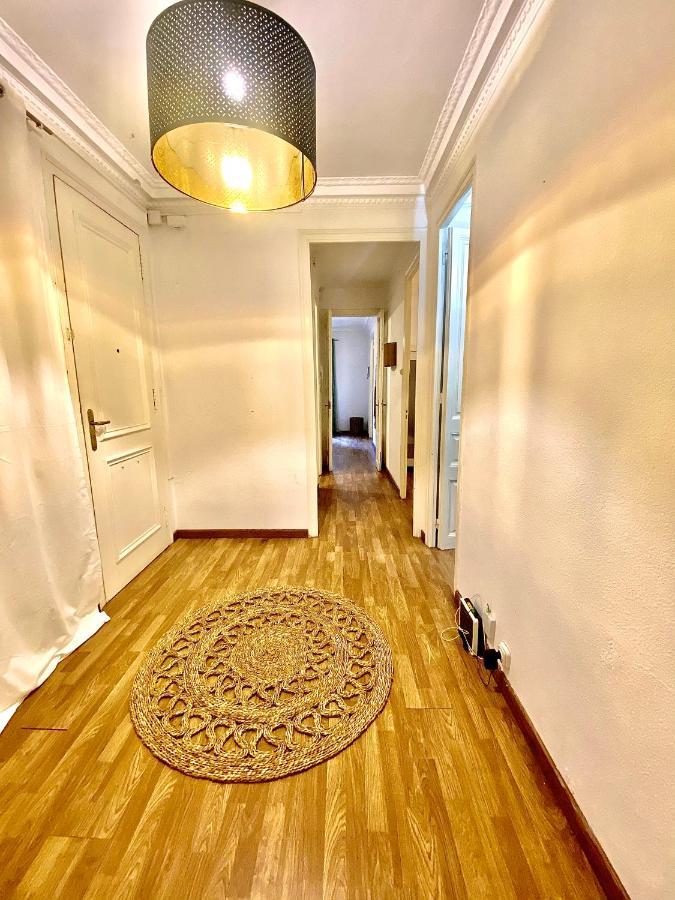 Alani Montjuic Hostel Barcelona Luaran gambar