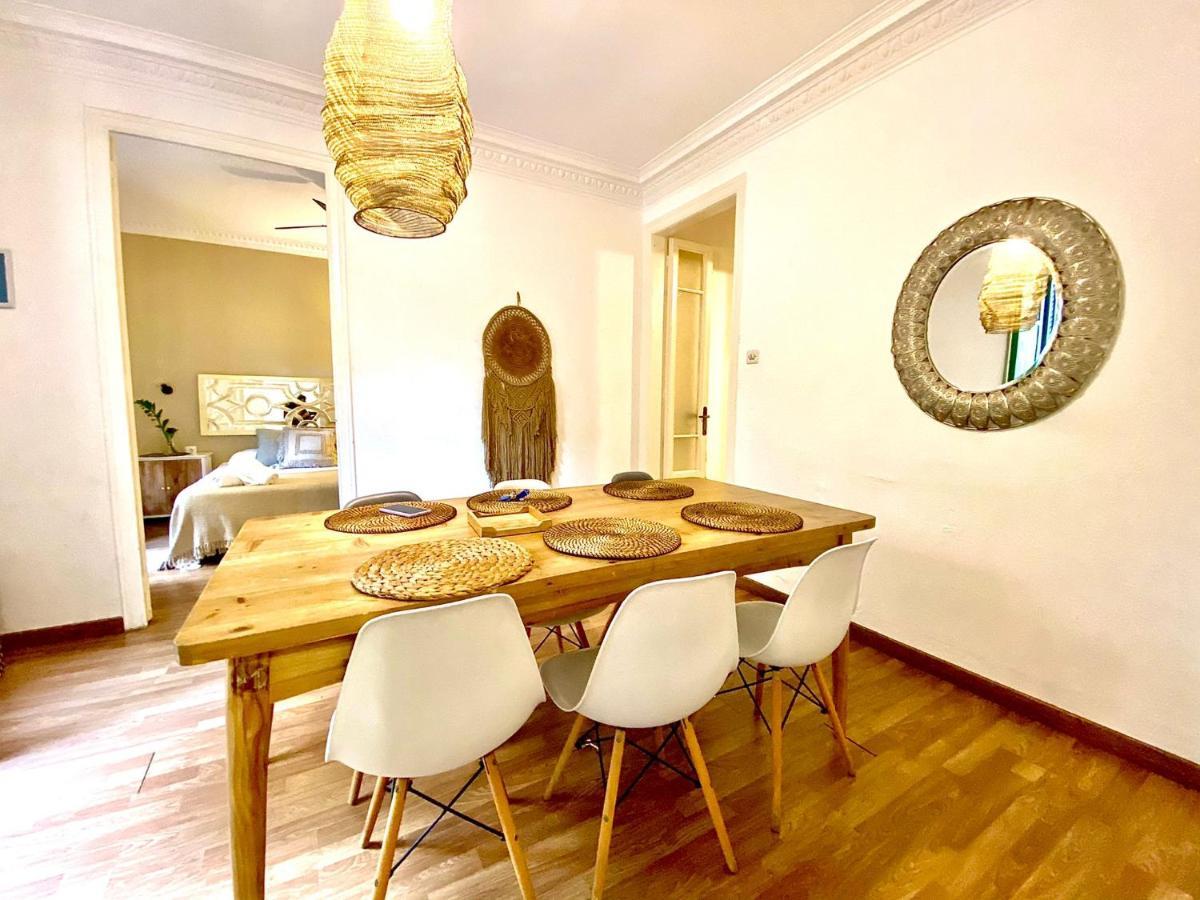 Alani Montjuic Hostel Barcelona Luaran gambar